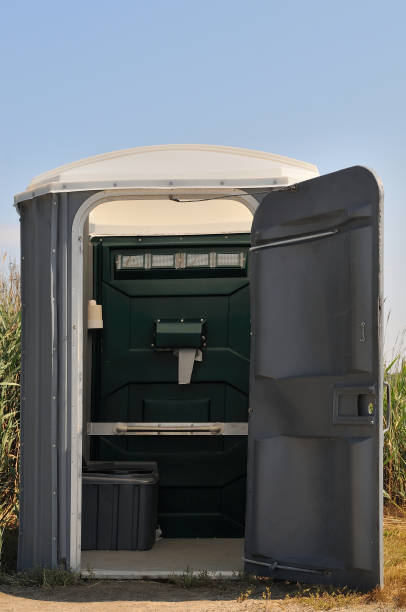 Best High-end porta potty rental  in Heritage Village, CT